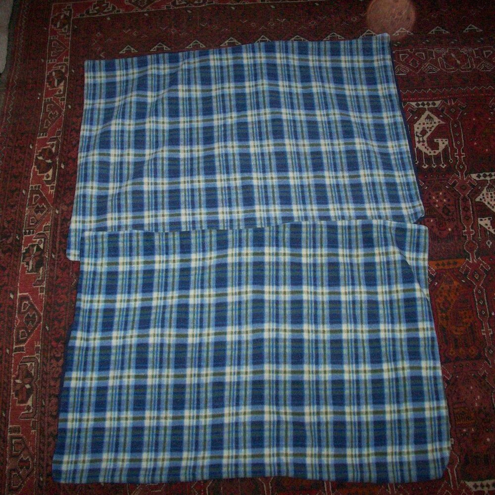Vintage Flannel Blue Green Plaid Standard Pillow Sham Pair Equestrian 28"x 20"
